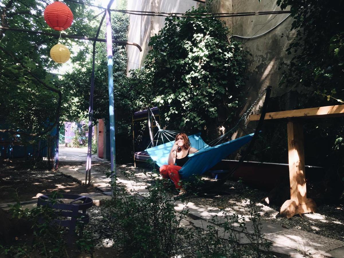 Zgarbi Hostel Tbilisi Ngoại thất bức ảnh