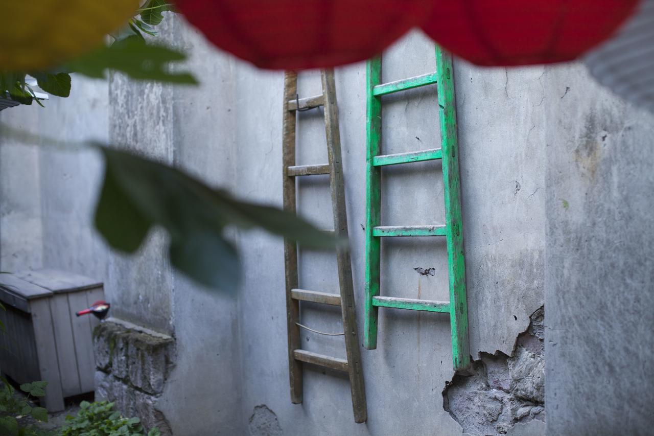 Zgarbi Hostel Tbilisi Ngoại thất bức ảnh
